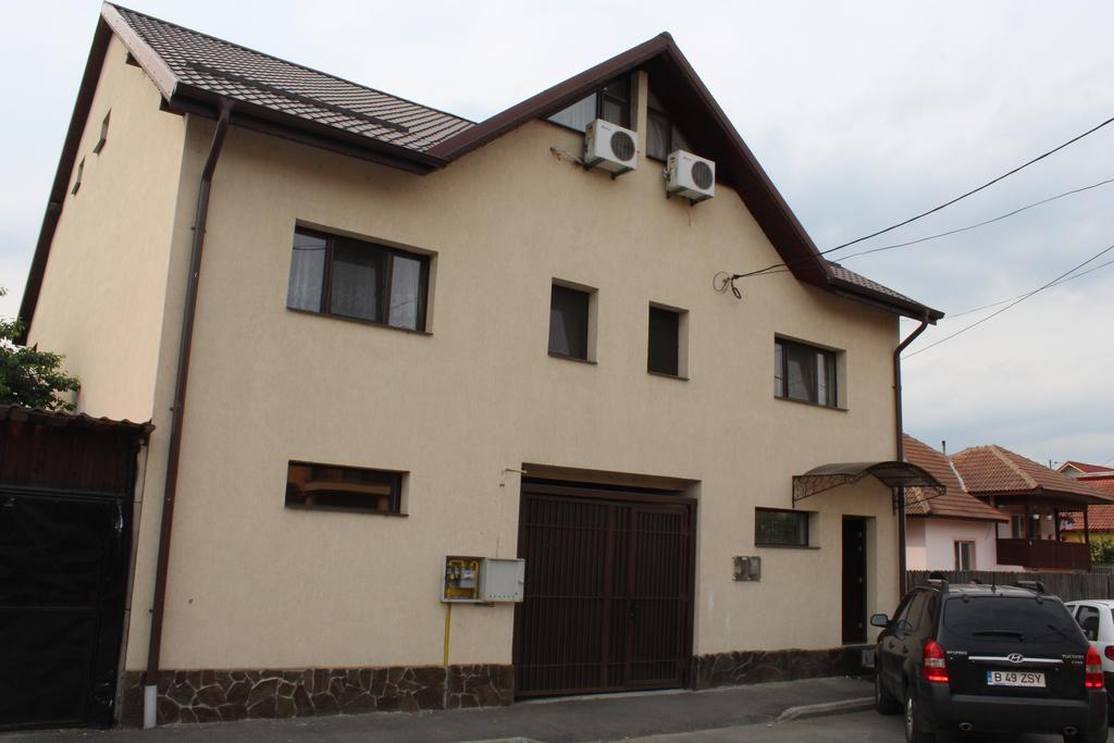Pensiunea Giovani Târgu Jiu Exterior photo